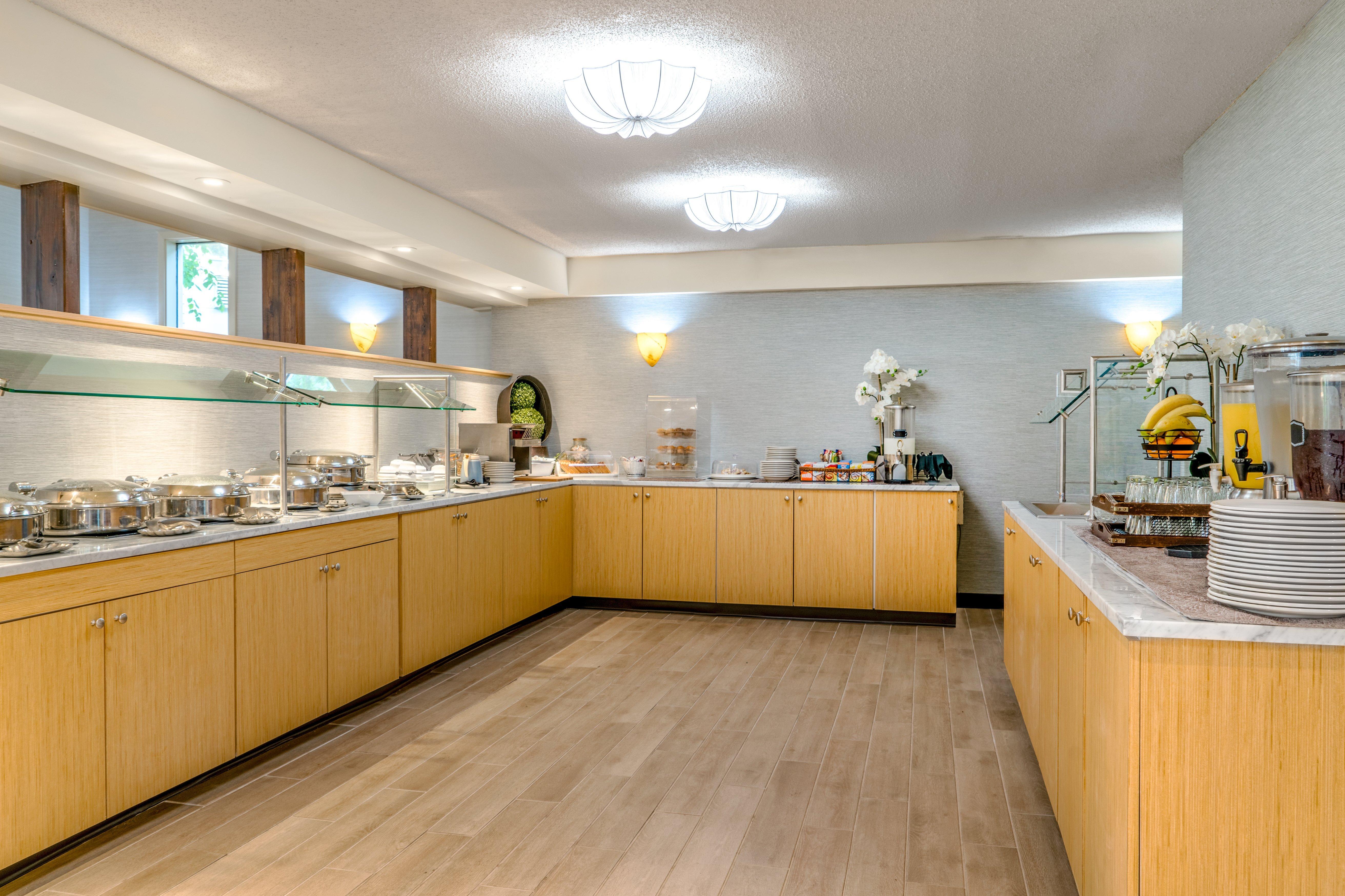 Holiday Inn Cape Cod - Hyannis By Ihg Bagian luar foto