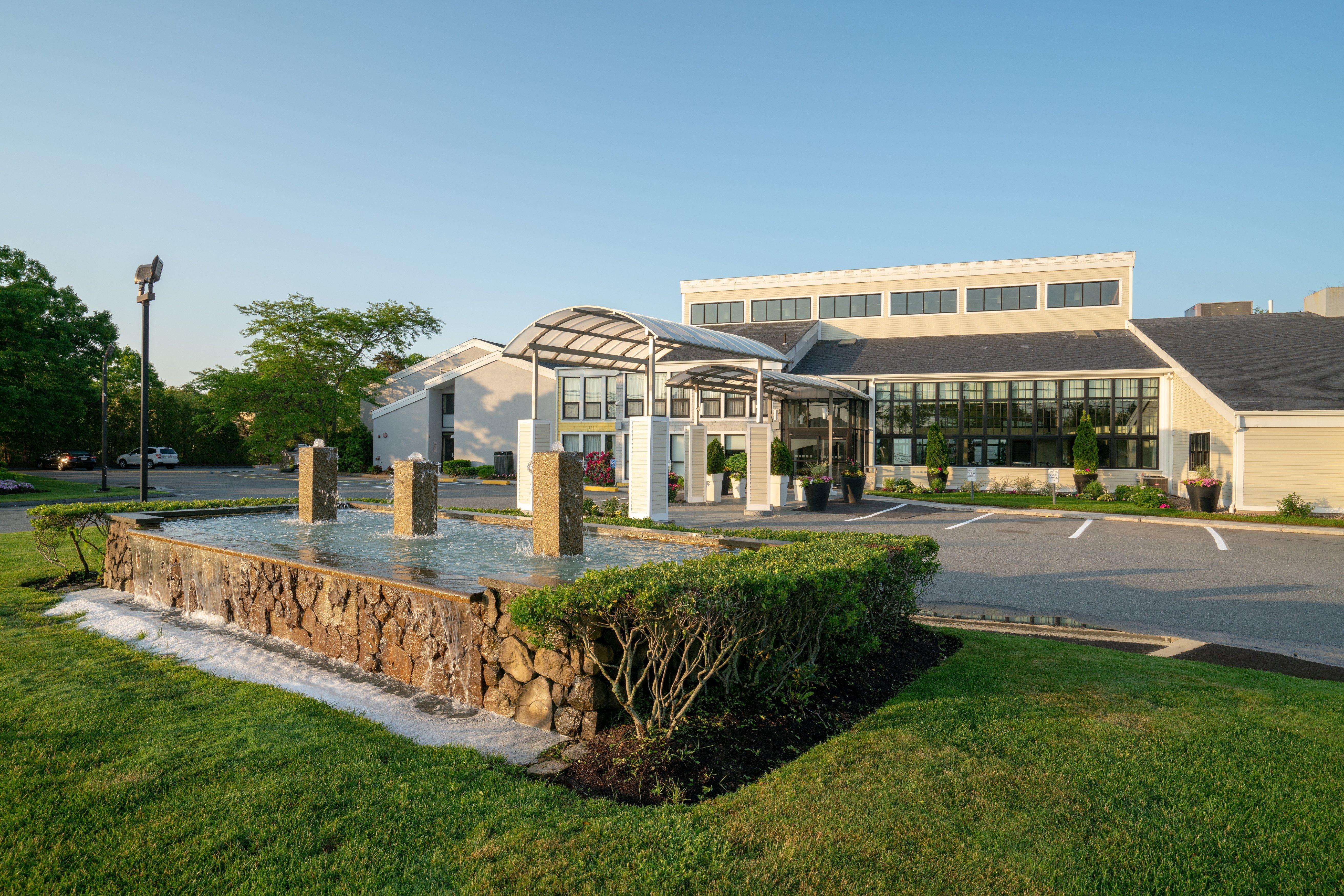 Holiday Inn Cape Cod - Hyannis By Ihg Bagian luar foto