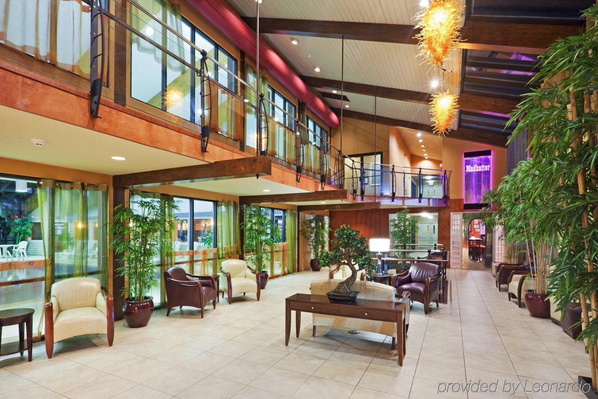 Holiday Inn Cape Cod - Hyannis By Ihg Bagian luar foto