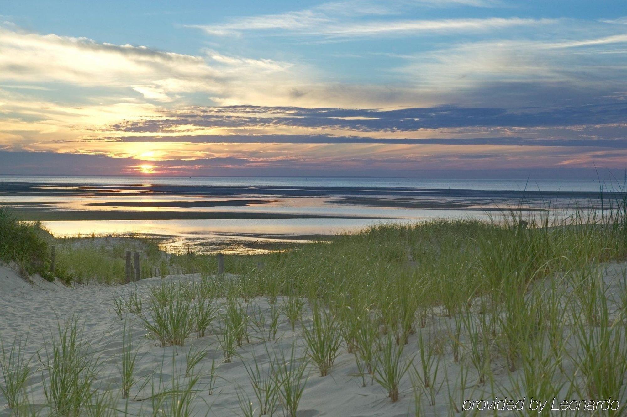 Holiday Inn Cape Cod - Hyannis By Ihg Bagian luar foto